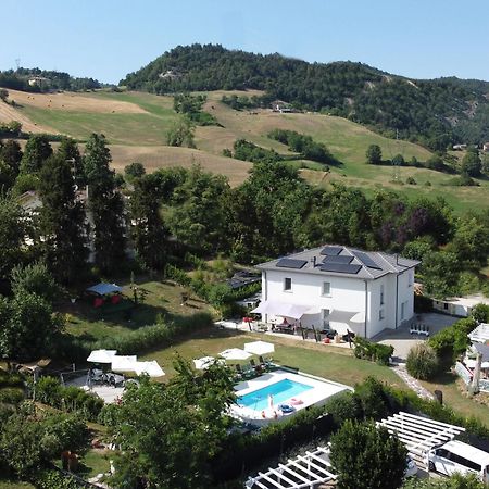 กัน อีเดน บีแอนด์บี Bed & Breakfast San Benedetto Del Querceto ภายนอก รูปภาพ