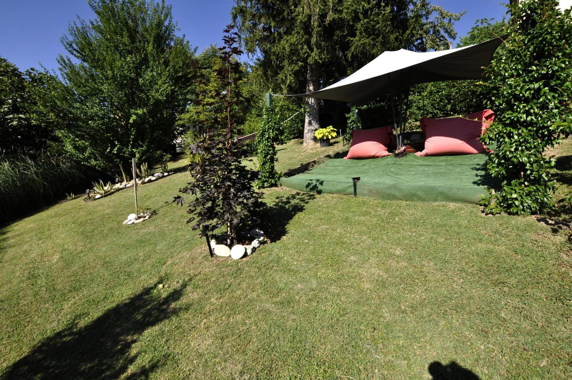 กัน อีเดน บีแอนด์บี Bed & Breakfast San Benedetto Del Querceto ภายนอก รูปภาพ