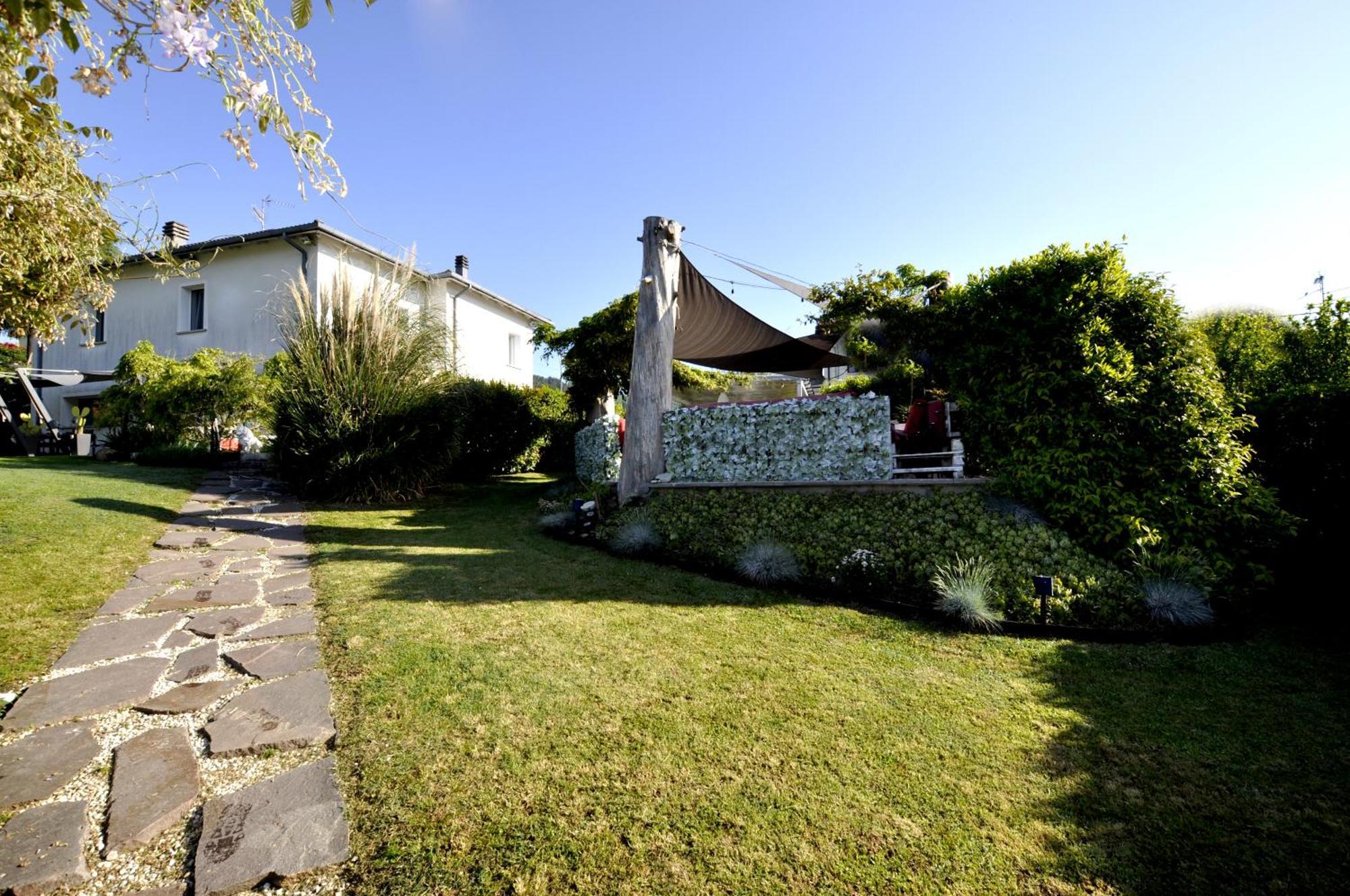 กัน อีเดน บีแอนด์บี Bed & Breakfast San Benedetto Del Querceto ภายนอก รูปภาพ