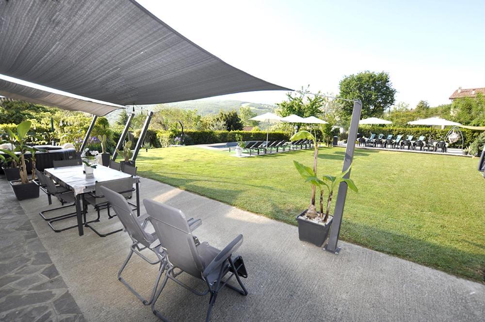 กัน อีเดน บีแอนด์บี Bed & Breakfast San Benedetto Del Querceto ภายนอก รูปภาพ