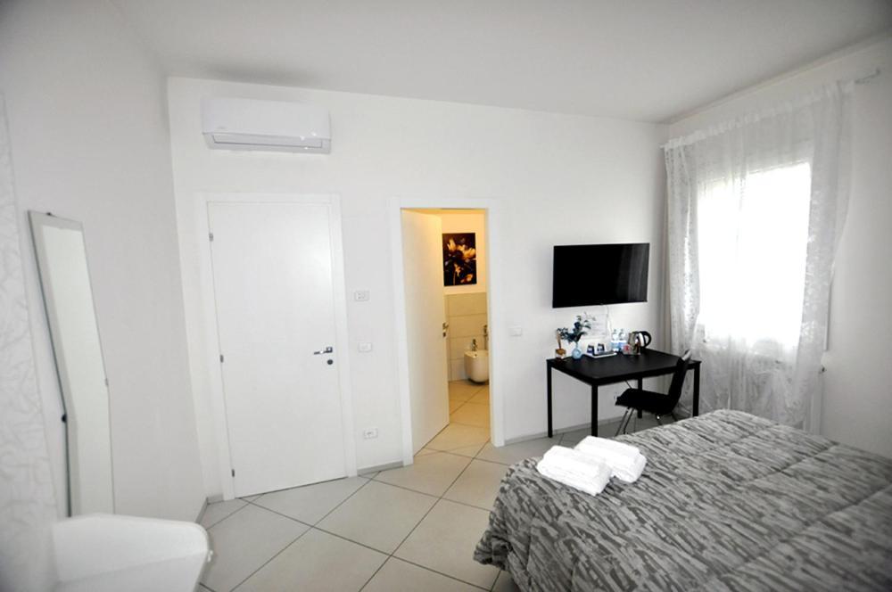กัน อีเดน บีแอนด์บี Bed & Breakfast San Benedetto Del Querceto ภายนอก รูปภาพ